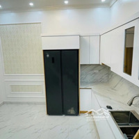 Bán Nhà Kim Ngưu - Full Nội Thất - Ngõ 3 Gác - Gần Phố Cổ - 43M2 - Mặt Tiền 4.5M - 6.39 Tỷ