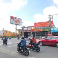 Bán Nhà Mtkd Quốc Lộ 13. Ngay Vạn Phúc City. Dt: 7,5*24