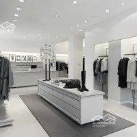 Cho Thuê Nhà Mặt Phố Cầu Giấy, 150 Triệu, 70M2, View Đẹp, Chính Chủ