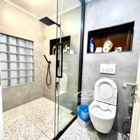 Cần Chuyển Nhà, Bán Gấp Căn Hộ Cc Starlake Tây Hồ Tầng Trung Ban Công Đn 101M2, 2 Phòng Ngủgiá Bán 11,5 Tỷ