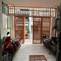 Cho Thuê Nhàhẽm Xe Hơi-Diện Tích4.5 X 16M, Nhà 1 Trệt 2 Lầu - Nhà Mới Đường Võ Oanh P25 Bt
