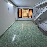 Cho Thuê Nhà Mặt Tiền Nguyễn Thái Bình, Tân Bình Vị Trí Đắc Địa, Kinh Doanh Sầm Uất