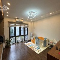 Bán Nhà Hiếm Chợ Gia Quất Long Biêndiện Tích45M X 5 Tầng Giá 6.Xty