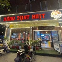 Cho Thuê Nhà Mặt Phố Đẹp Tại Huỳnh Thúc Kháng, ,Mặt Tiền 11M, Diện Tích 300M2
