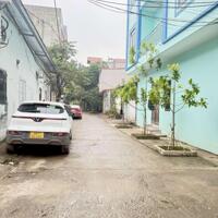 Bán nhà cấp 4 Trâu Quỳ, đường ô tô tải vào nhà, giá chỉ hơn 6 tỷ chút. LH: 0379483926