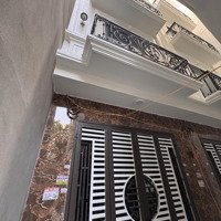 Bán Nhà Lô Góc Tả Thanh Oai Thanh Trì Hà Nội. Diện Tích: 50M2. 5 Tầng, Nhỉnh Hơn 4 Tỷ