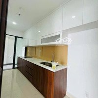 Cho Thuê Ch Phú Đông Sky Garden 2 Phòng Ngủ 2 Vệ Sinh70M2,Nhà Mới 100% .8 Triệu/Tháng Bao Phí Ql.lh : 0906 028 988