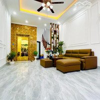 Bán Nhà P. Phan Kế Bính, 6 Tầng Thang Máy Mới Tinh, 2 Thoáng, Thiết Kế Thông Sàn, Giá Bán 8.5 Tỷ.