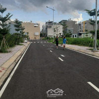 Còn 9 Lô Đấtmặt Tiềnđường Man Thiện Gần Học Viện Chính Trị Q9, Chỉ 1.5 Tỷ /Nền, Shr, 0902236311
