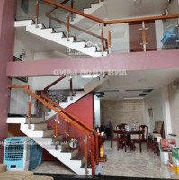 Hiếm -Bán Gấp Nhà 3Tầng Kiên Cố Ngay Hoàng Diệu- Đường Xe Tải -Ngang 5.5M Vuông Vức -93M2 Giá Bán 7.9Tỷ