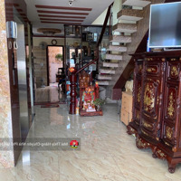 Hiếm -Nhà 4Tầng +Hầm -Đường Ôtô Thông Ngay Phạm Văn Đồng -Thu Nhập 400 Triệu/Năm - Có Thang Máy - 13 Tỷ