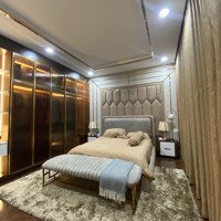 Ngang Rộng 5.5M! Khu Hiếm Nhà Bán: Mạc Đĩnh Chi, Đa Kao. Nhà 3 Tầng Ở Ngay Chỉ 13 Tỷ Tl, 0902323354