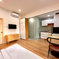 Siểu Phẩm Mới Khai Trương Full Nội Thất Quận 1 - Gần Vòng Xoay Cống Quỳnh