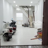 Cho Thuê Nhà Nguyên Căn Số 68 Nguyễn Kim, P6, Q10, Hcm.