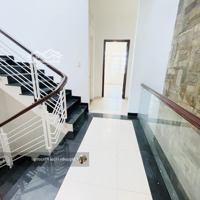 Bán Nhà Mặt Phố Nguyễn Văn Quỳ, 10,5 Tỷ, 64M2, 6 Phòng Ngủ 5 Vệ Sinh Sau Nhà Có Hẻm Nhỏ, Q.7, Hcm, Giá Siêu Hời