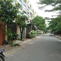 Bán Nhà Cấp 4 Hẻm 9M Đường Bình Lợi. Dt: 5X20M. Cn 100M2. Giá Bán 12.2 Tỷ Tl. Đang Cho Thuê 14 Triệu/Tháng.