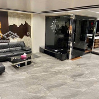 Bán Nhà 2 Tầng Giá Đất 210M2 Chỉ 24 Tỷhẽm Xe Hơixô Viết Nghệ Tĩnh Bình Thạnh