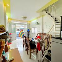 Nhà lầu góc hẻm 66 đường cách mạng tháng 8