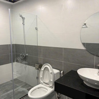 Bán Nhà Phố Lệ Mật - Nhà Mới Cứng - Ô Tô Sát Cửa - 31M X 5 Tầng X 5,7 Tỷ