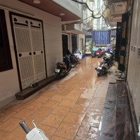 Chị Gái Bán Gấp Nhà Tân Mai 5 Tầng 3 Ngủ , Ô Tô Đỗ Tận Cửa , Ở Sướng