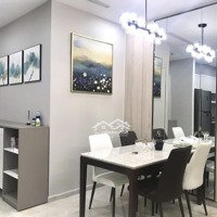 Cho Thuê Căn Hộ 2 Phòng Ngủ- 2 Vệ Sinh 70M2, View Sông Giá Chỉ 28 Triệu Tại Vinhomes Golden River Ba Son, Quận 1