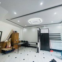 Nhà Lô Góc, 5 Tầng, 45M, Nhỉnh 3 Tỷ. Gần Đại Lộ Thăng Long, Song Phương, Hoài Đức