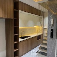 Phố Lụa. Vạn Phúc.hà Đông 35M X5 Tầng Thang Máy. Rất Gần Ô Tô Tránh. Giá Bán 7,8 Tỷ