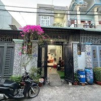 Bán Nhà Gần Hội Trường Đông Hòa Dĩ An