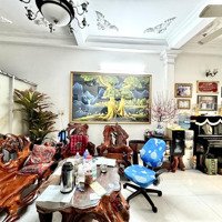 Bán Nhà Trung Tâm Phú Nhuận - Siêu Đẹp, Đường Huỳnh Văn Bánh, Phường 14.