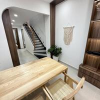 50m2 4.95 TỶ - NHÀ ĐẸP NGUYỄN KIỆM 3 PHÒNG NGỦ - PHONG CÁCH WABI SABI FULL NỘI THẤT