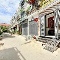 Bán Nhà Sổ Hồng Đồng Sở Hữu Hẻm 2266 Huỳnh Tấn Phát - Nhà Bè. Hẻm ô tô  đậu ngay cửa nhà.