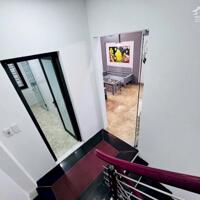 Căn góc cách 3 nhà ra phố Quan Nhân 6 tầng 45m2, MT 5.3m xây mới đẹp, ở, cho thuê làm VP tốt