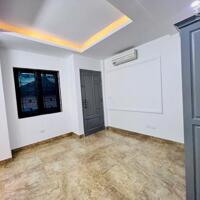 Căn góc cách 3 nhà ra phố Quan Nhân 6 tầng 45m2, MT 5.3m xây mới đẹp, ở, cho thuê làm VP tốt