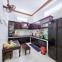 Bán nhà mặt tiền Hòa Minh 10, Dt 74m2 3 tầng giá chỉ 4,5 tỷ tl
