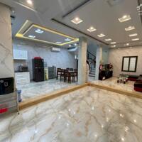 Cho thuê nhà Văn Cao full đồ, 4 ngủ khép kín, DT: 70m2.