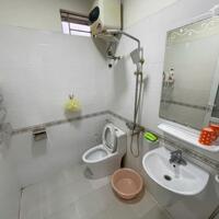Cho thuê nhà Văn Cao full đồ, 4 ngủ khép kín, DT: 70m2.