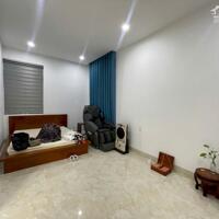 Nhà đẹp 4 tầng đường Hoàng Dư Khương, gần Nguyễn Hữu Thọ - Chỉ 8.5 tỷ - Diện tích 122.5m2 (5x24)