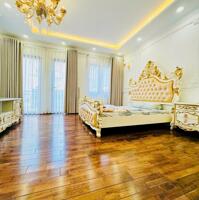 BÁN VILLA LUXURY PHẠM VĂN HAI 7X9 NGAY NGÃ 3 ÔNG TẠ-CMT8-SÁT CV LÊ THỊ RIÊNG CHỈ 11,9TỶ