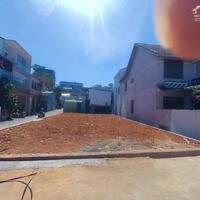 BÁN NHANH NỀN ĐẤT 2 MẶT TIỀN NGAY TRUNG TÂM PHƯỜNG 09