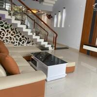 Bán nhà 3 tầng mặt tiền đường Bùi Công Trừng, Hòa Xuân, Cẩm Lệ - DT: 100m2, Giá 6 tỷ TL