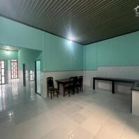Cho thuê nhà 2PN, SX.Hơi, diện tích 150m2, gần chợ, ủy ban, lầu bò Tư Bách