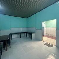 Cho thuê nhà 2PN, SX.Hơi, diện tích 150m2, gần chợ, ủy ban, lầu bò Tư Bách