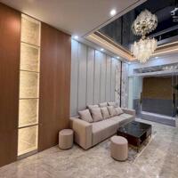 siêu HOT nhà 5 tầng trung tâm quận Đống Đa - nút giao Tấy Sơn - Thái Hà - Chùa Bộc dt 50m2 ngõ nông - tầm 14 tỷ