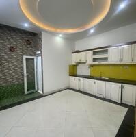 Siêu phẩm. Bán nhà Định Công, Hoàng Mai. 47m2 x 4 Tầng. MT 4,3m. Ô TÔ ĐỖ CỬA. 8 TỶ 3