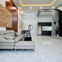 Bán nhà 2 tâng , mới và đẹp , thị trấn Diên Khánh - đường oto