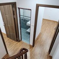 Bán Nhà Vân Canh Hoài Đức 37m2*4Tầng, Ôtô đến cổng cách 30m ra đường ôtô tránh gần ubnd xã.