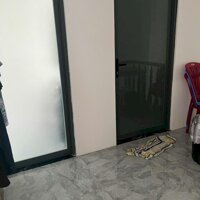 NHÀ 1 TRỆT 1 LẦU GẦN SIÊU THỊ COOPMART PHƯỜNG 1 VĨNH LONG