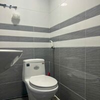 NHÀ 1 TRỆT 1 LẦU GẦN SIÊU THỊ COOPMART PHƯỜNG 1 VĨNH LONG