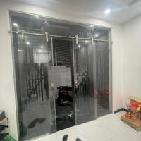 Bán nhà Đại La, Hai Bà Trưng full nội thất, gần phố, sổ đỏ 40m2x5 tầng 6.2 tỷ