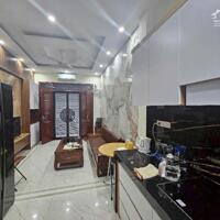 Nhà riêng đẹp, MỚI, sổ vuông đét, 31m2 * 5T NGÕ Ô TÔ tại Nam Dư - Lĩnh Nam - Hoàng Mai